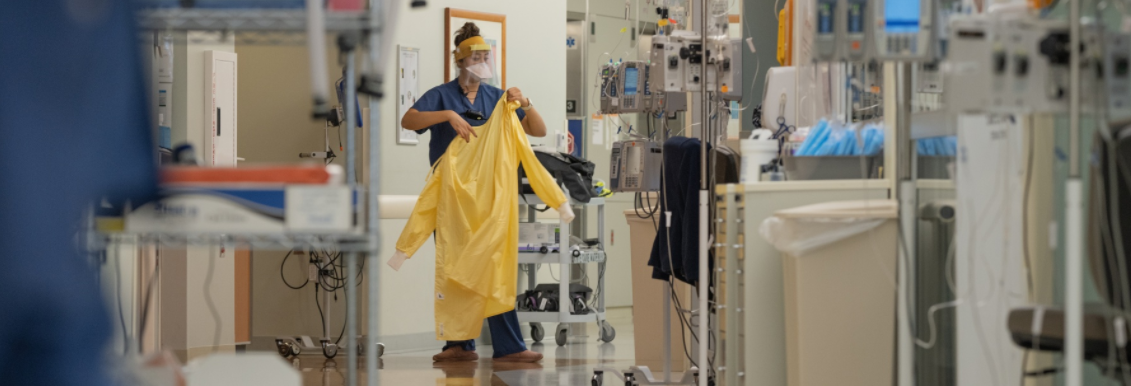 U.S. Pulls Over 95% of Stockpiled Medical Gowns on Safety Worry