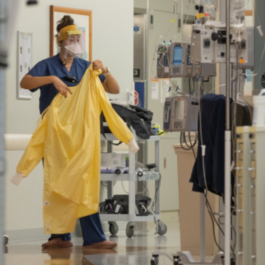 U.S. Pulls Over 95% of Stockpiled Medical Gowns on Safety Worry